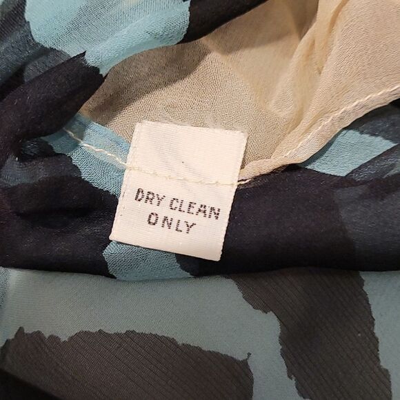 Silk giraffe spotted covering - Picture 5 of 6